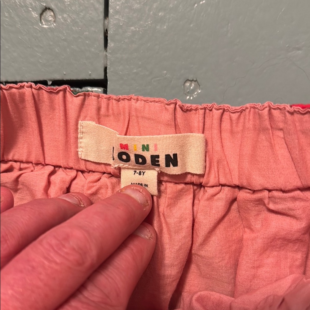 Mini Boden Pink Skirt with Red Apple Print size 7-8 - Picture 3 of 5